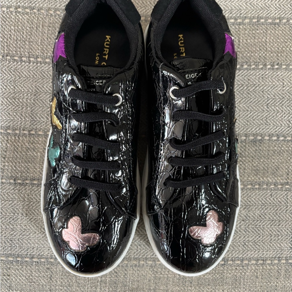 Kurt Geiger Girls Patent Black Sneakers with Butterflies! Size 3